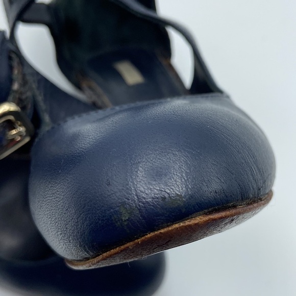 Uterque High Heels, Size -US 8/EU 39 Color- Blue. Good Condition. - Picture 7 of 7